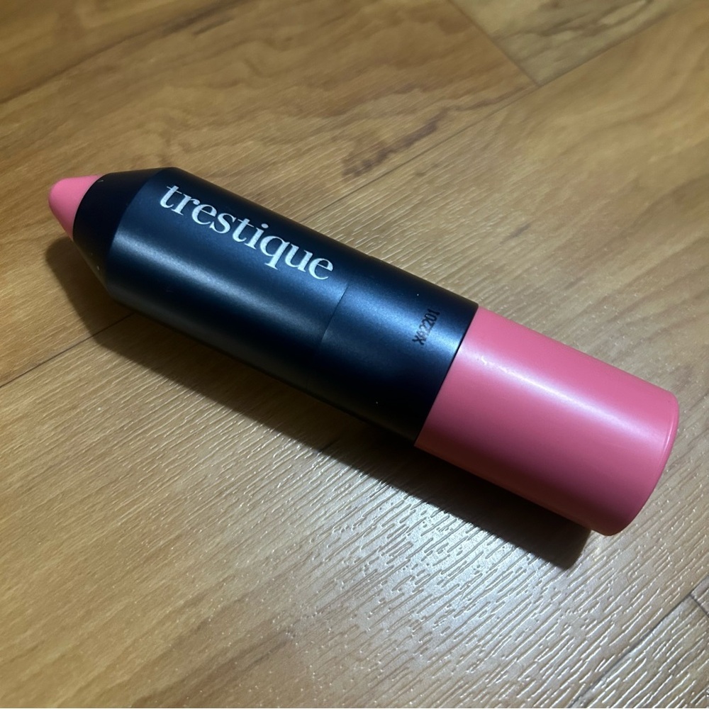 treStiQue Blush Stick Soft Pink Crayon